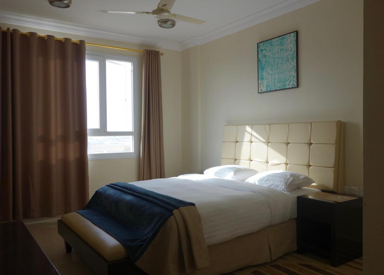 Grand Tayba Hotel ซาลาลาห์ ภายนอก รูปภาพ